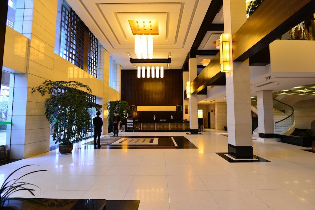 Baodao Exhibition Center Hotel Vujisan Kültér fotó