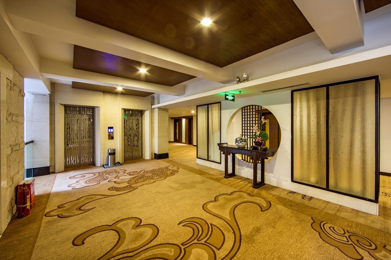 Baodao Exhibition Center Hotel Vujisan Kültér fotó